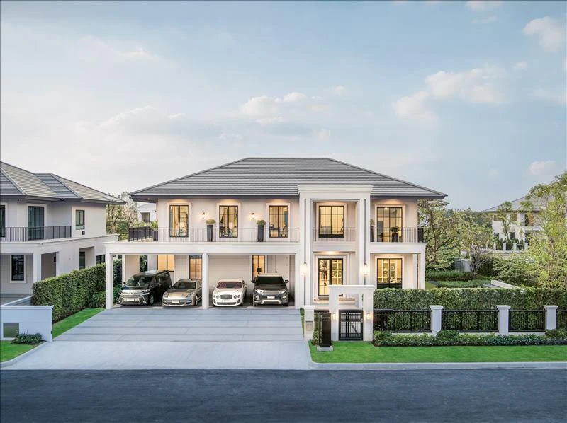 Комплекс вилл с бассейнами и зелеными зонами, Бангкок, Таиланд