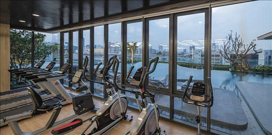 Высотная резиденция с бассейном и зонами отдыха в фешенебельном районе Бангкока, Таиланд