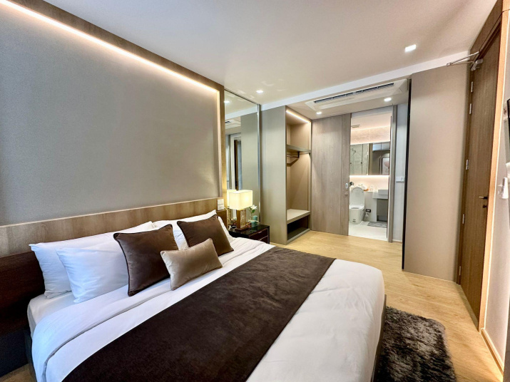 Новый жилой комплекс меблированных квартир на пляже Ката, Карон, Муанг Пхукет, Таиланд