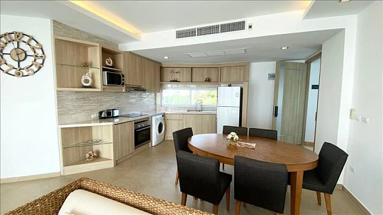 Малоэтажная резиденция на берегу моря с бассейном, Паттайя, Таиланд